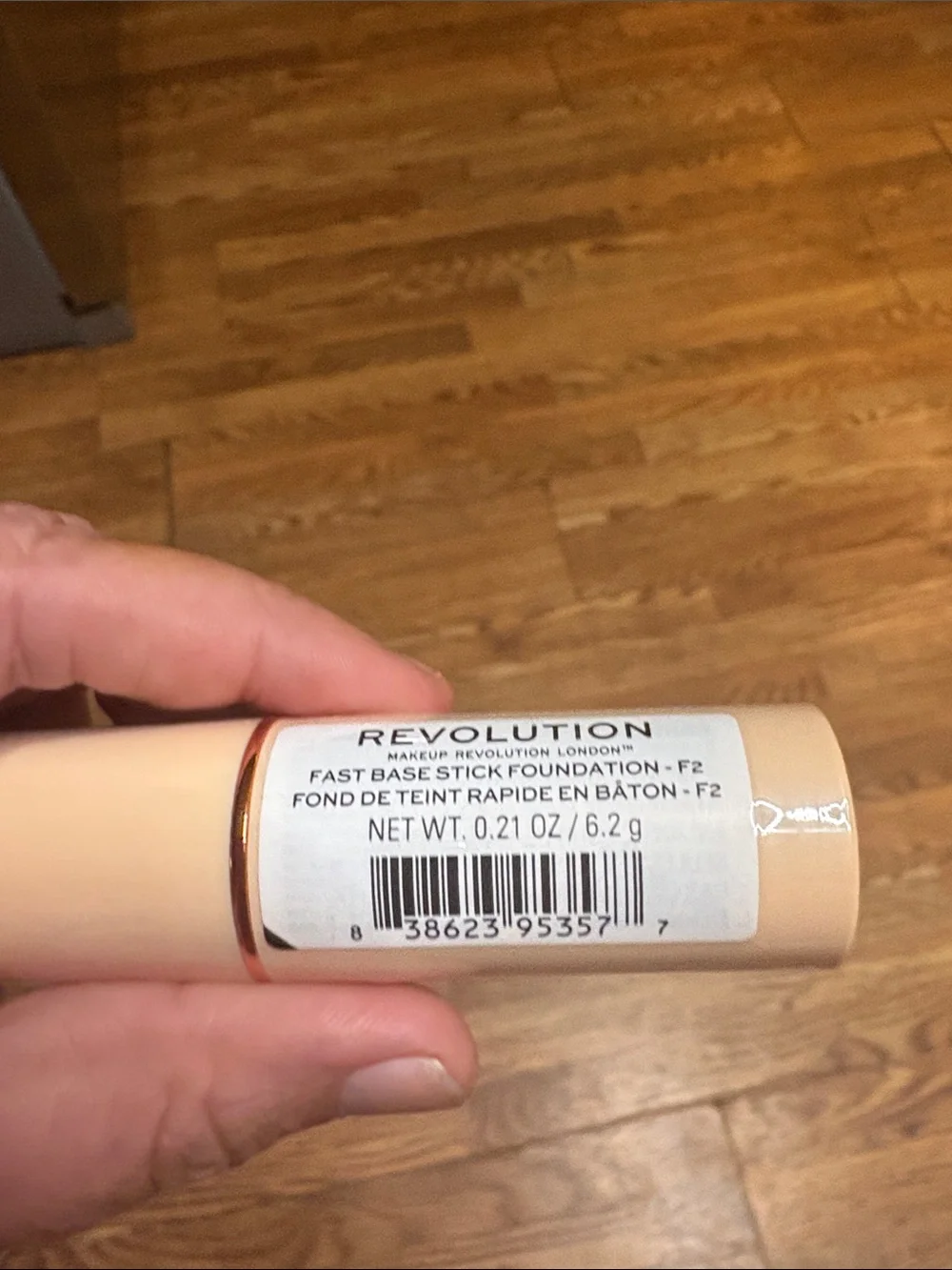 Makeup Revolution Fast Base Foundation Stick - Shade F2 (NEW)